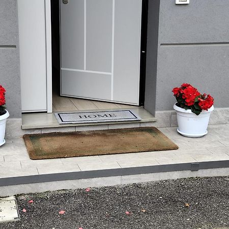 Grigio Perla Panigale, Villetta Con Giardino E Parcheggio Privato Fino A Tre Posti Auto - Un Oasi Di Tranqullita Болоня Екстериор снимка